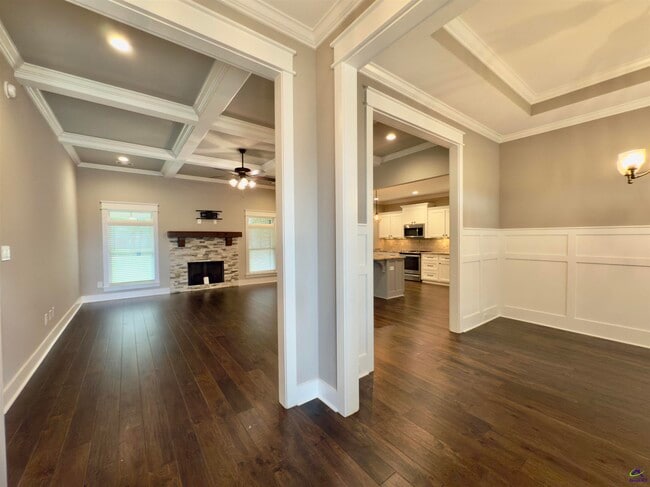 Building Photo - 408 Hawk's Nest Dr