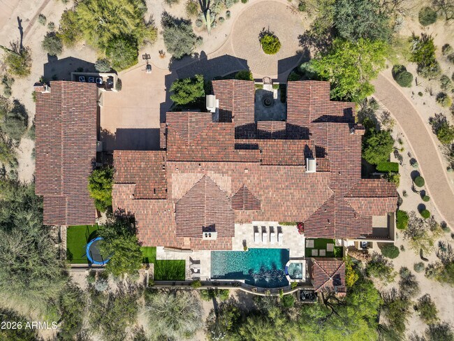 Building Photo - 9290 E Thompson Peak Pkwy