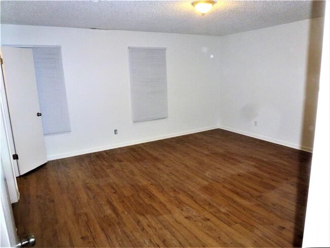 Building Photo - 382 Cross Creek Pl
