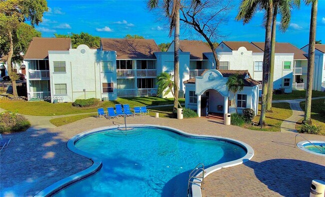 Building Photo - 9751 NW 48th Terrace