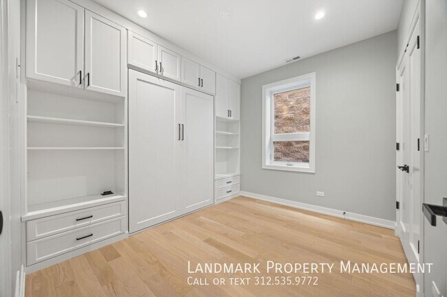 Building Photo - 2658 N Bosworth Ave