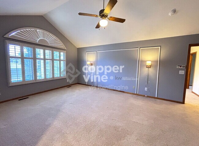 Building Photo - 1197 Clubhouse Dr