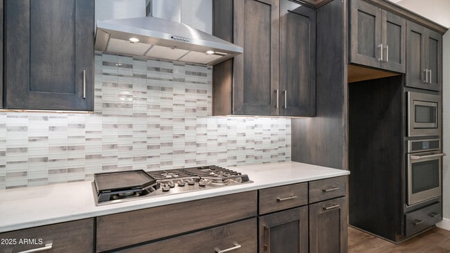 Building Photo - 23080 E Carriage Wy