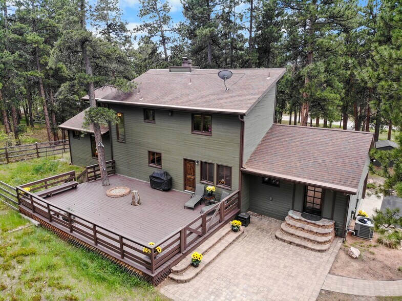 Building Photo - 4515 Red Rock Dr