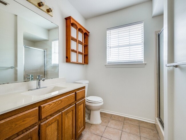 Building Photo - 510 Strata Dr