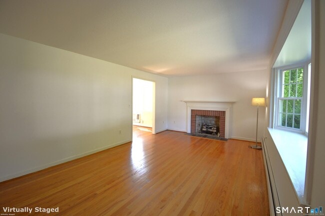 Building Photo - 18 Overbrook Rd