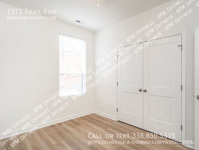 Building Photo - 1911 Trail Five