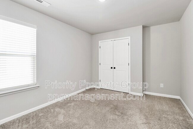 Building Photo - 9054 Stoney Waters Ct