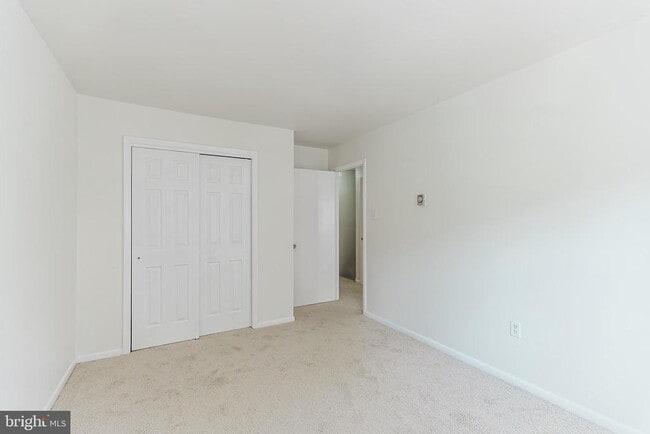 Building Photo - 2539 Jenkintown Rd