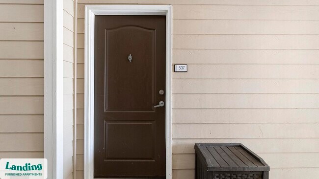 Building Photo - 6101 N Riverside Dr