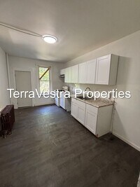 Building Photo - 3 Bed Single Family in Camden! Eligible for $500 Security Deposit.