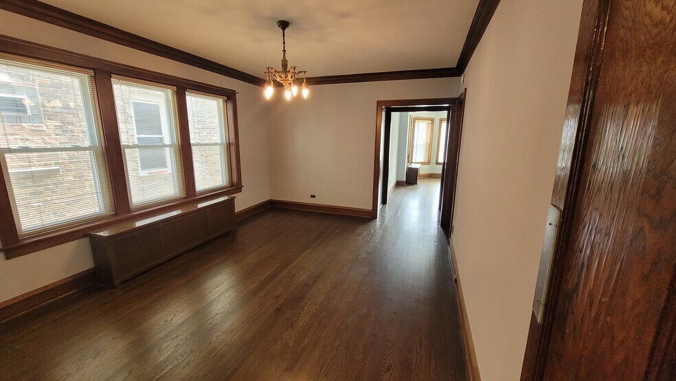 Building Photo - 5228 W Hutchinson St