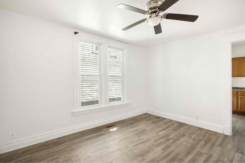 Building Photo - 705 Forsythe St