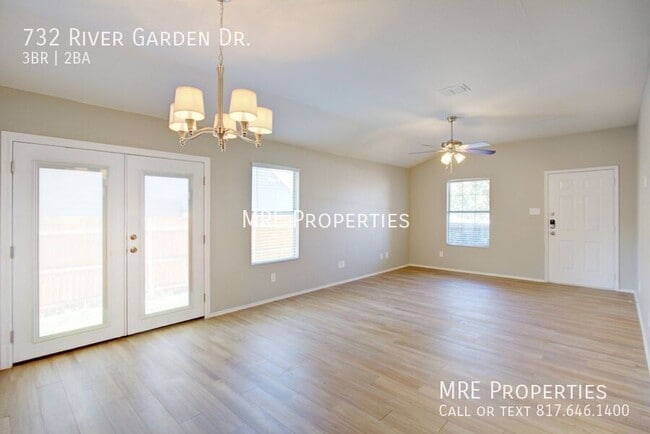 Building Photo - 732 River Garden Dr