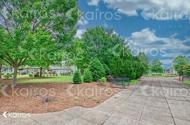Building Photo - 6407 Upchurch Dr.