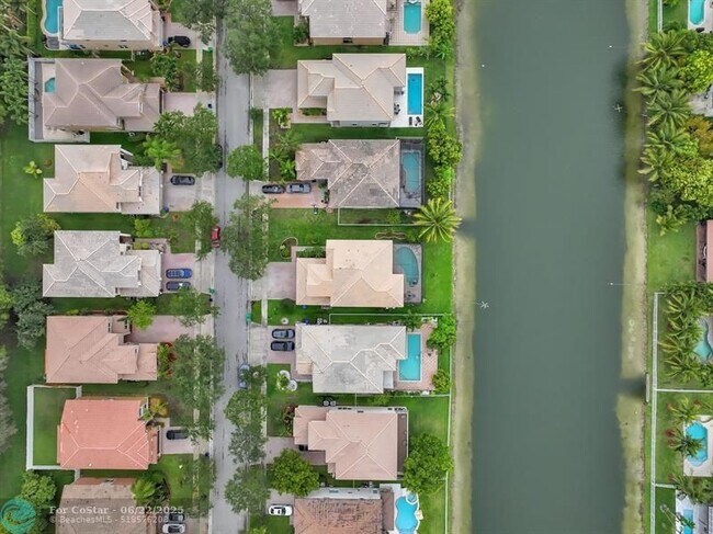 Building Photo - 16389 SW 31st St