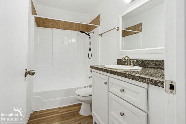 Building Photo - Charming 2Bdm 2Ba Condo in a Gated Community in Rancho Bernardo!