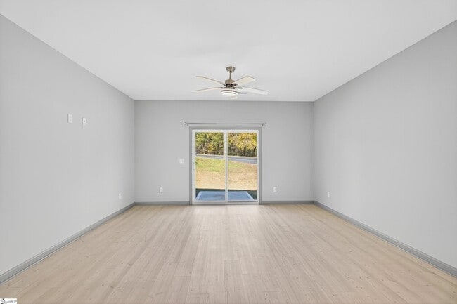 Building Photo - 404 Fairfield St