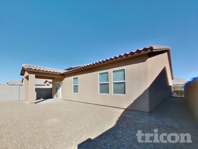 Building Photo - 33598 N Draba Ln
