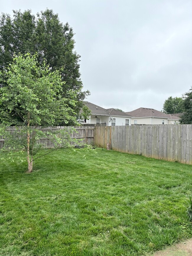 Building Photo - 3372 Fair Oaks Cir