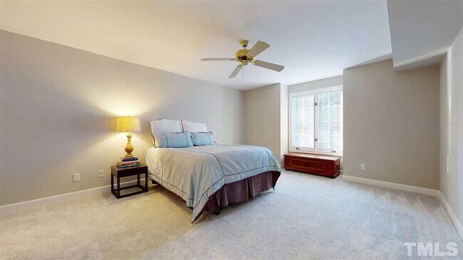 Building Photo - 329 Glen Echo Ln