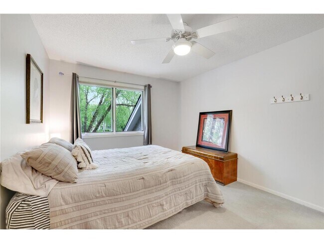 Building Photo - 3757 Bayberry Ln