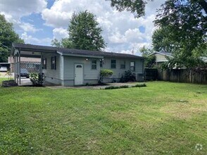 Building Photo - Charming 3 Bedroom, 2 Bath Home Near UAH!