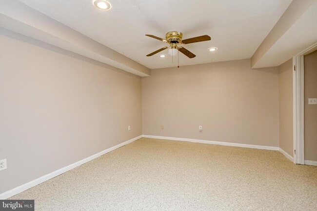 Building Photo - 517 Stockbridge Ct