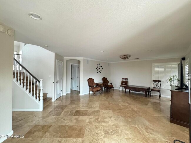 Building Photo - 4427 E Rowel Rd