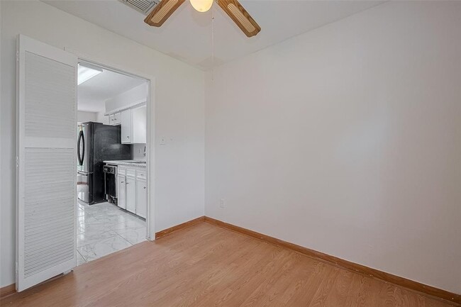Building Photo - 12111 Pompano Ln