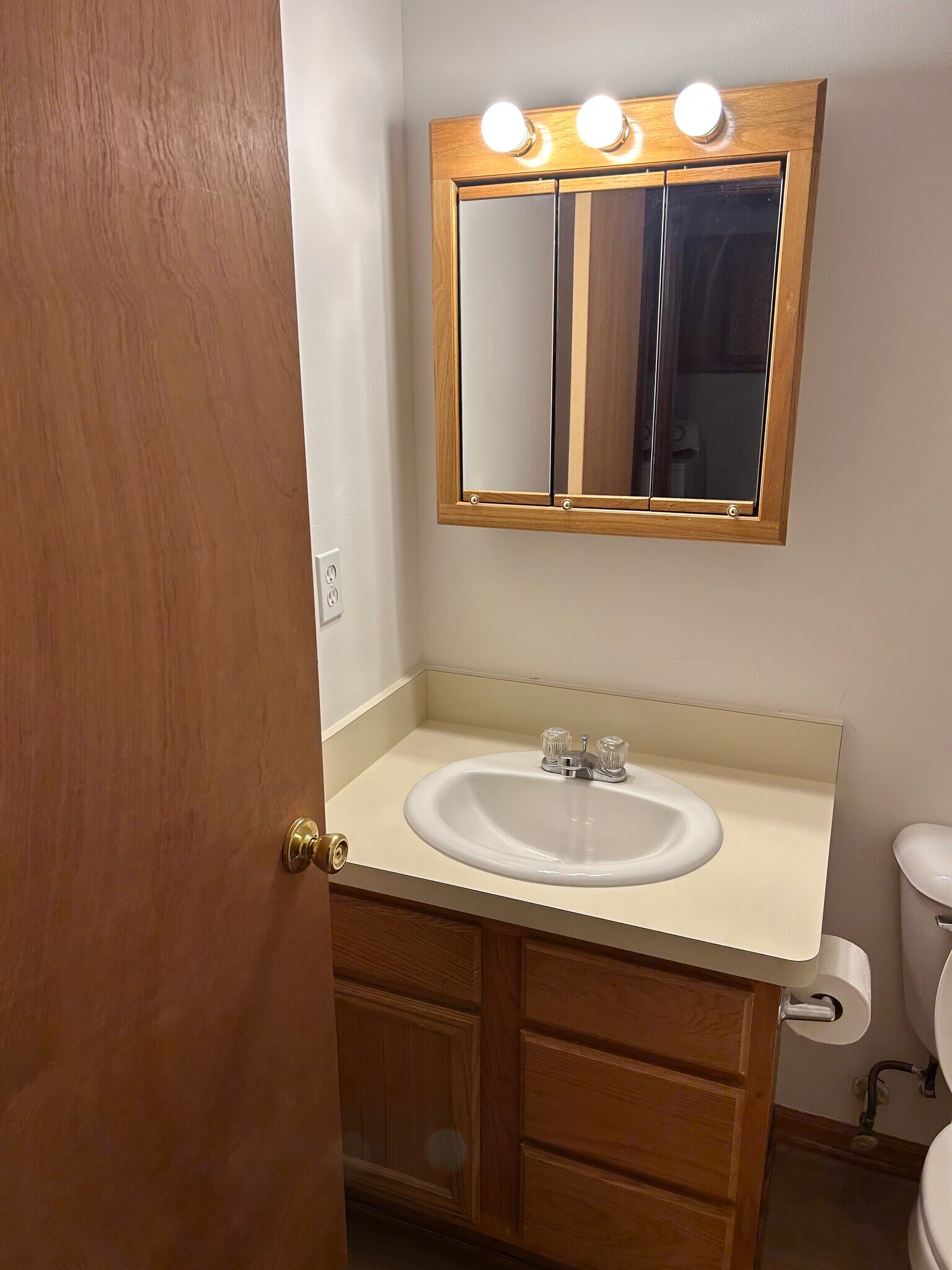 Building Photo - 2504 Eagles Circle