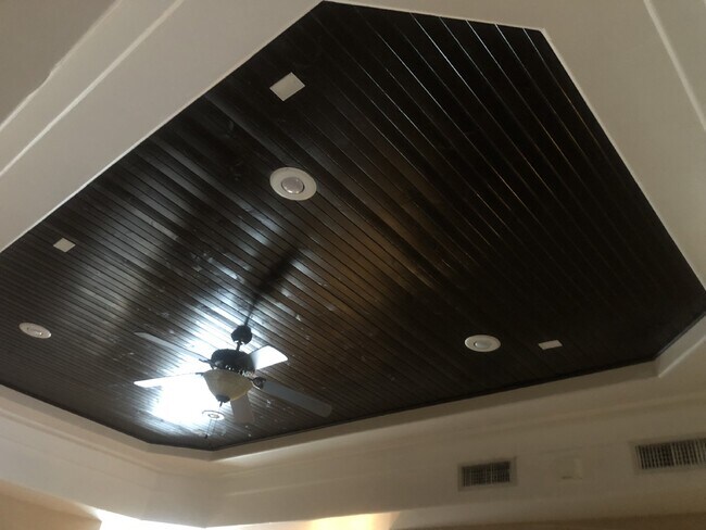 Building Photo - 3132 Tunnel Point Way