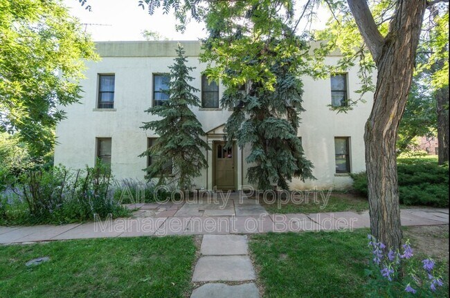 Building Photo - 2408 8th St