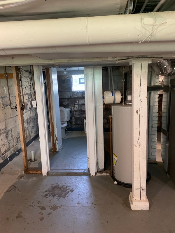 Building Photo - 844 Beardsley St