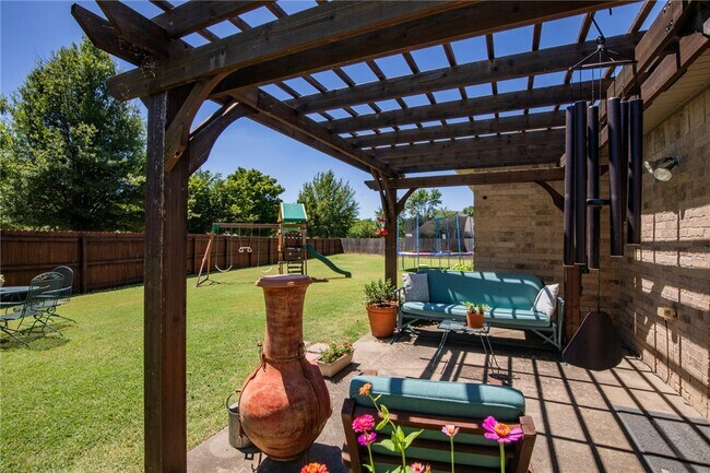 Building Photo - 3739 W Mahogany Dr