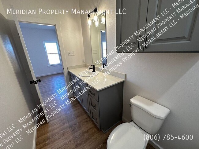 Building Photo - 5802 Urbana Pl