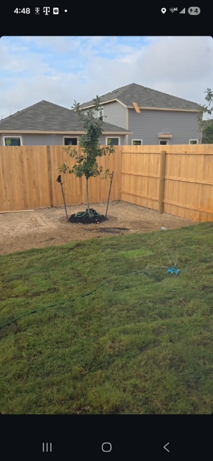 Building Photo - 7118 Shamrock Dome