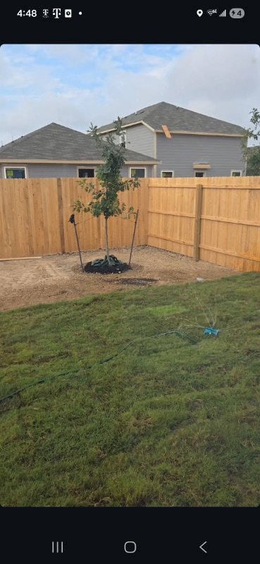 Building Photo - 7118 Shamrock Dome