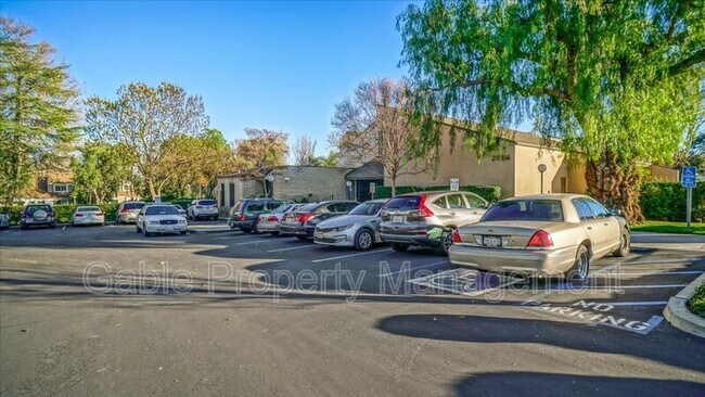 Building Photo - 24526 W Nicklaus Dr