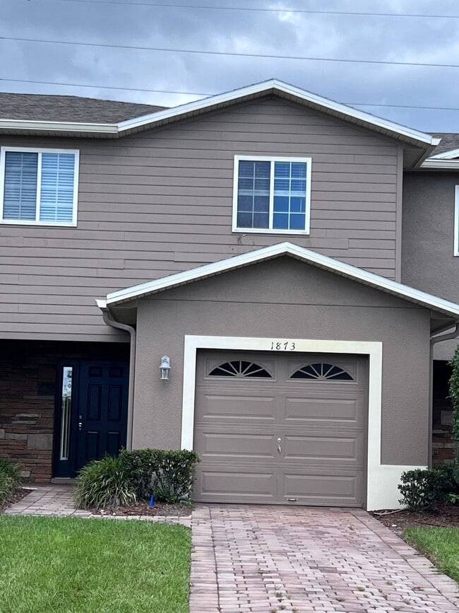 Building Photo - 1873 Chatham Pl Dr