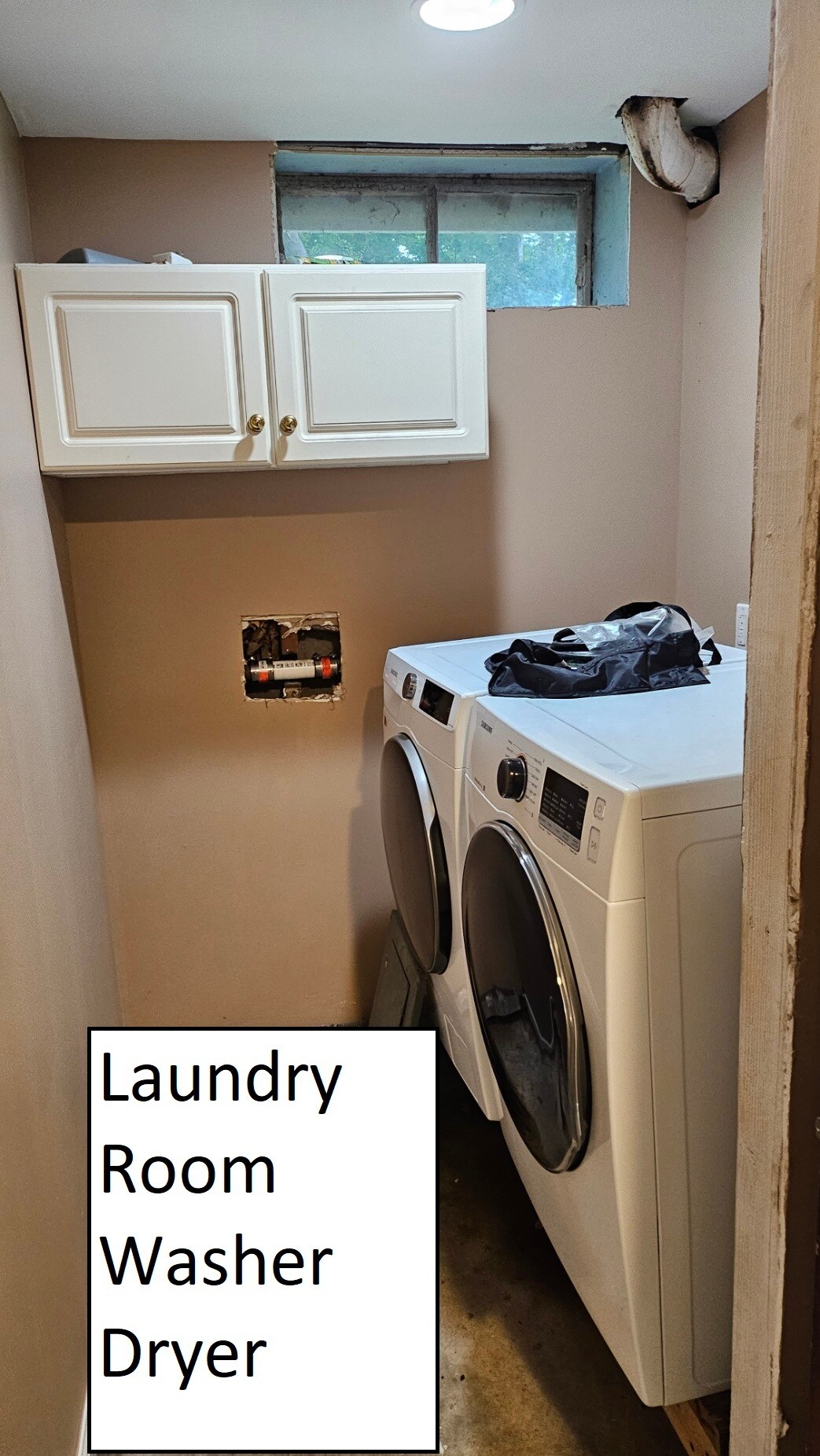 Laundry Room - 5 Tudor Ct W