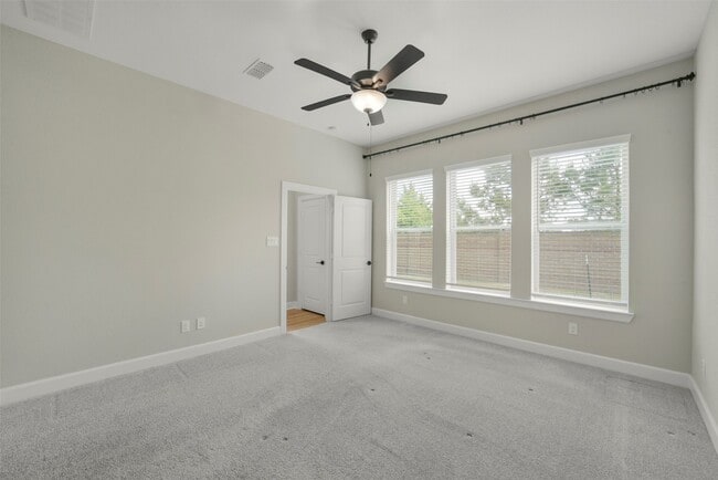 Building Photo - 14918 Mossycup Spur Wy