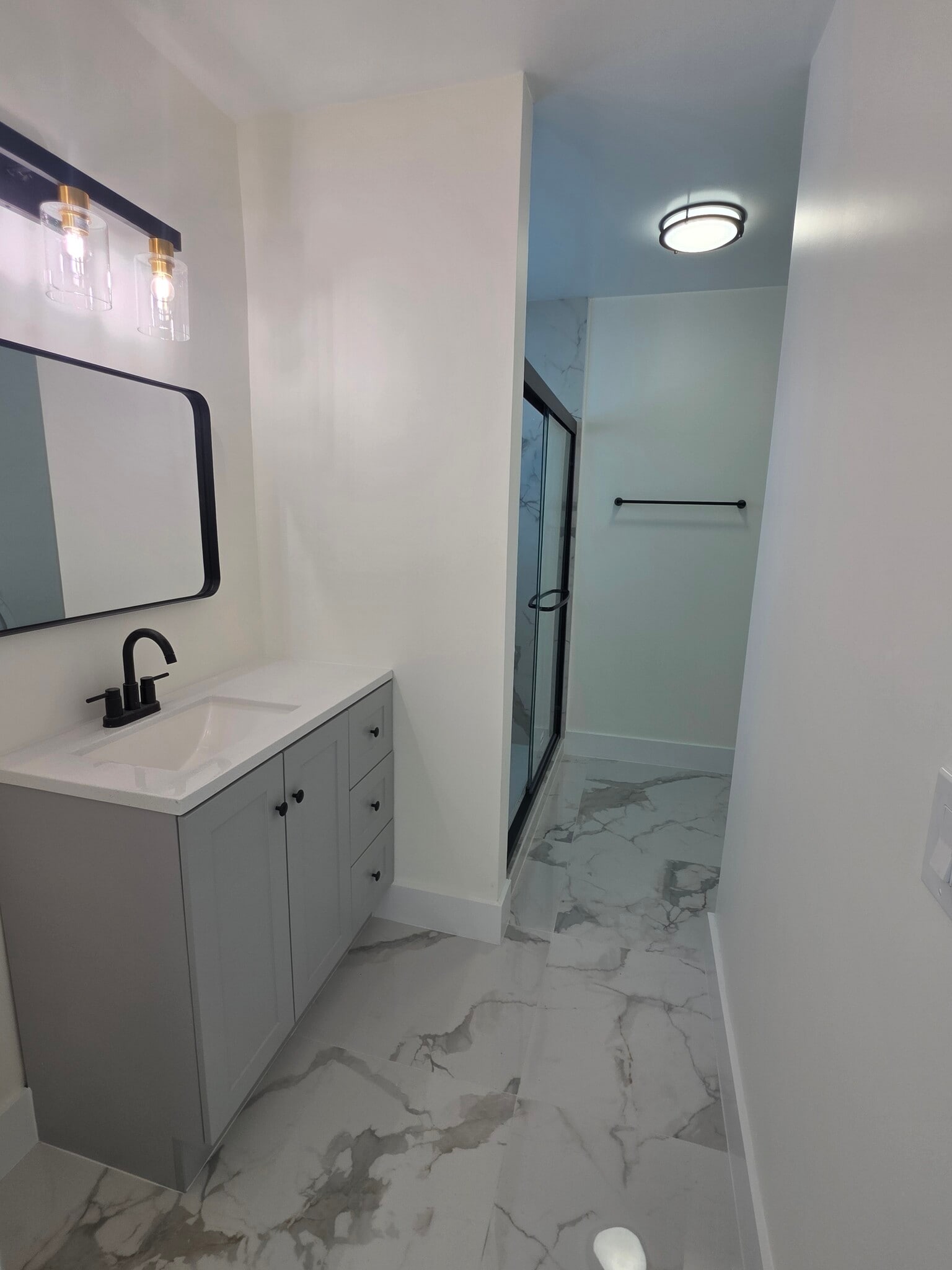 Building Photo - 443 NW 23rd Pl