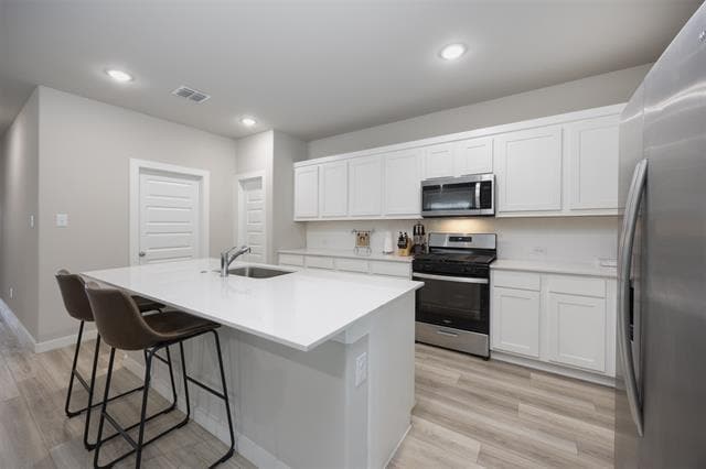 Building Photo - 545 Beck Dr