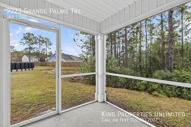 Building Photo - 2223 Grande Palms Trl