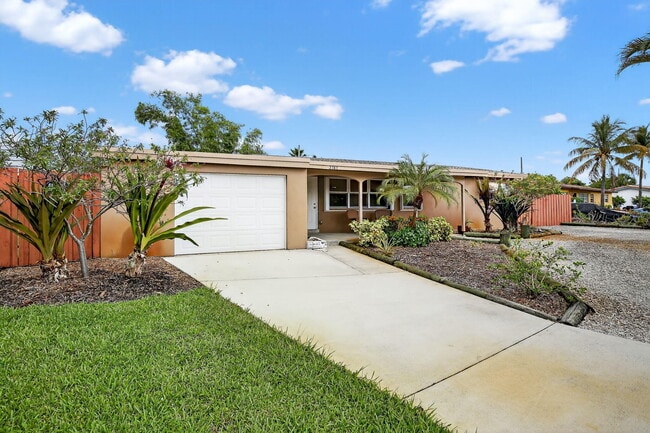Primary Photo - 3761 SW 18th St
