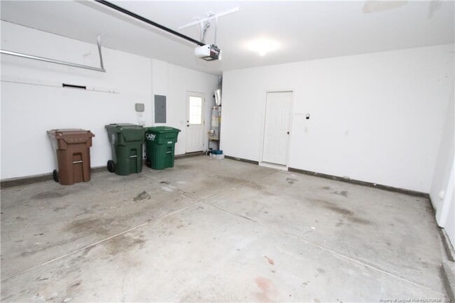 Building Photo - 602 Prairie Meadows Court