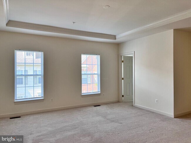 Building Photo - 5605 Harrington Falls Ln