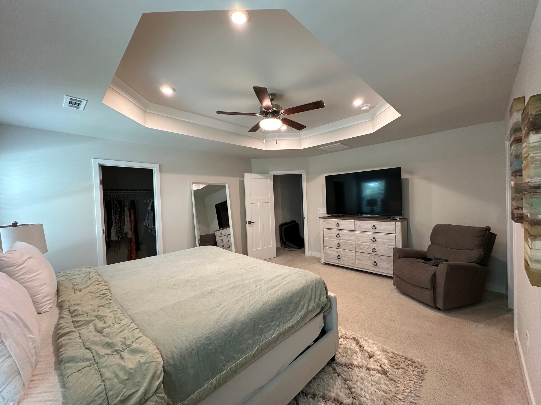 Building Photo - 1349 Crescent Ridge Dr