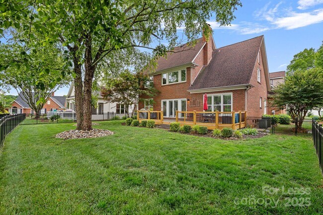 Building Photo - 16506 Morecambe Dr
